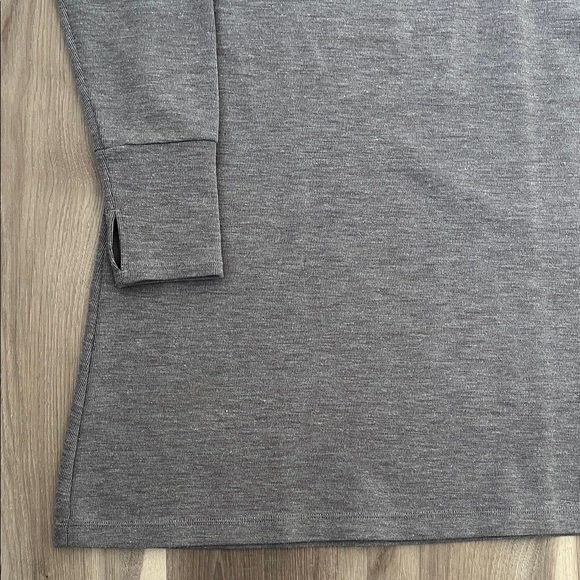Merrell Gray Ribbed Long Sleeve Top - Picture 3 of 5